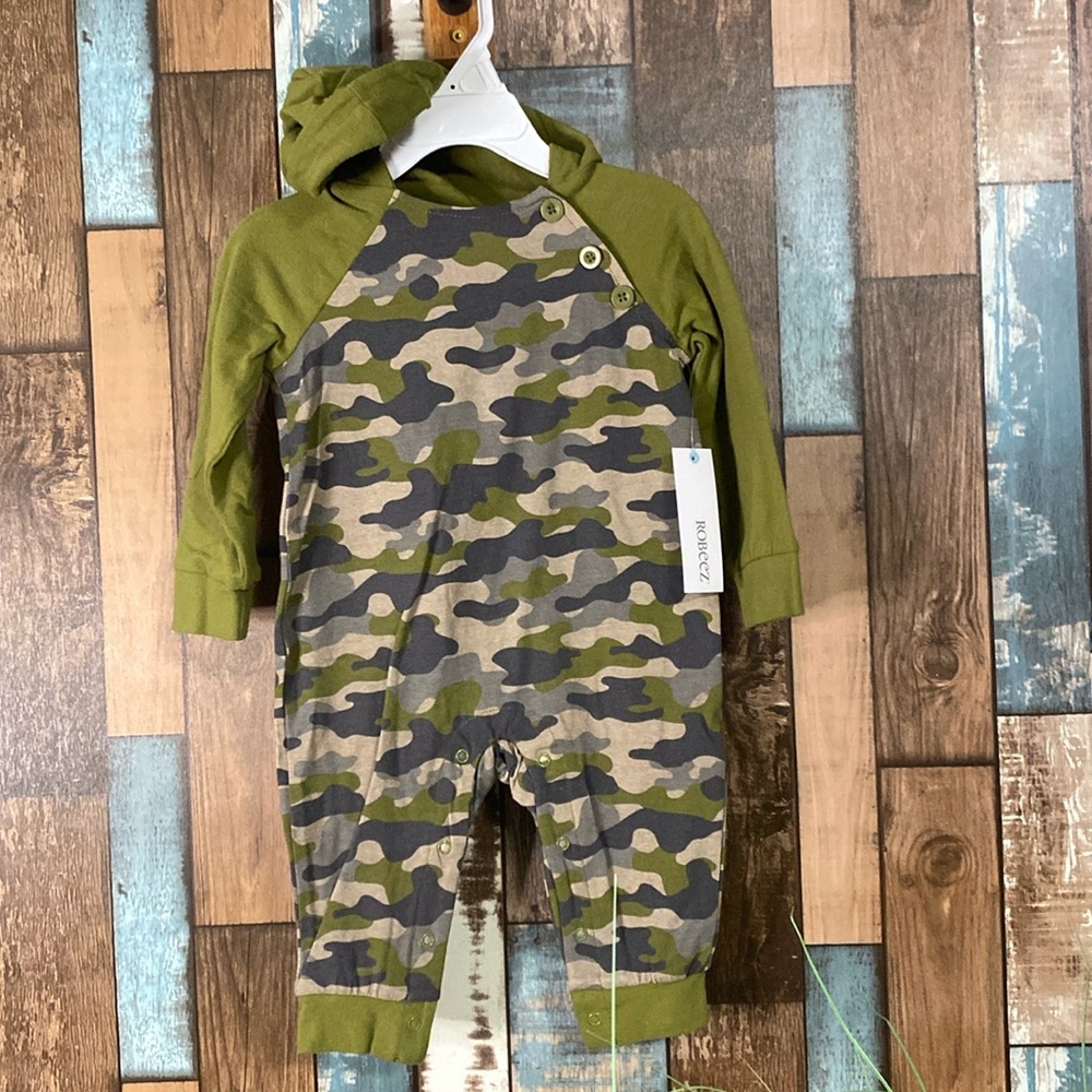 ROBeez organic cotton camouflage hoodies onsie